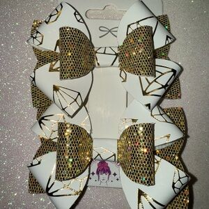 Gold and White Bow Set